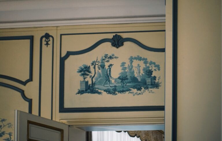 Exploring the Different Styles of Cloisonne Art and Decor
